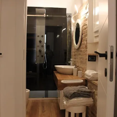 Jacuzzi By Parmacentro * Parme