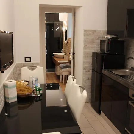 Apartment Jacuzzi By Parmacentro