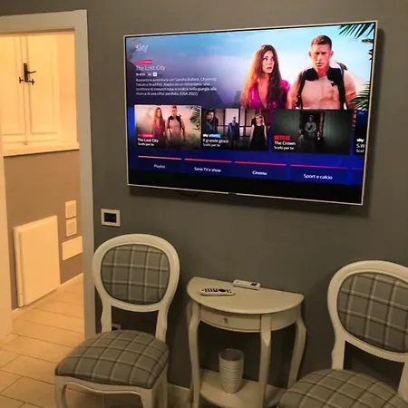 Apartment Jacuzzi By Parmacentro Parma