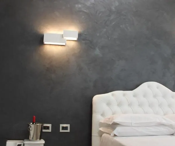 Apartment Jacuzzi By Parmacentro *